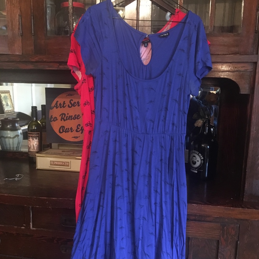 Set of 2! Torrid Size 0 easy, breezy midi dresses!